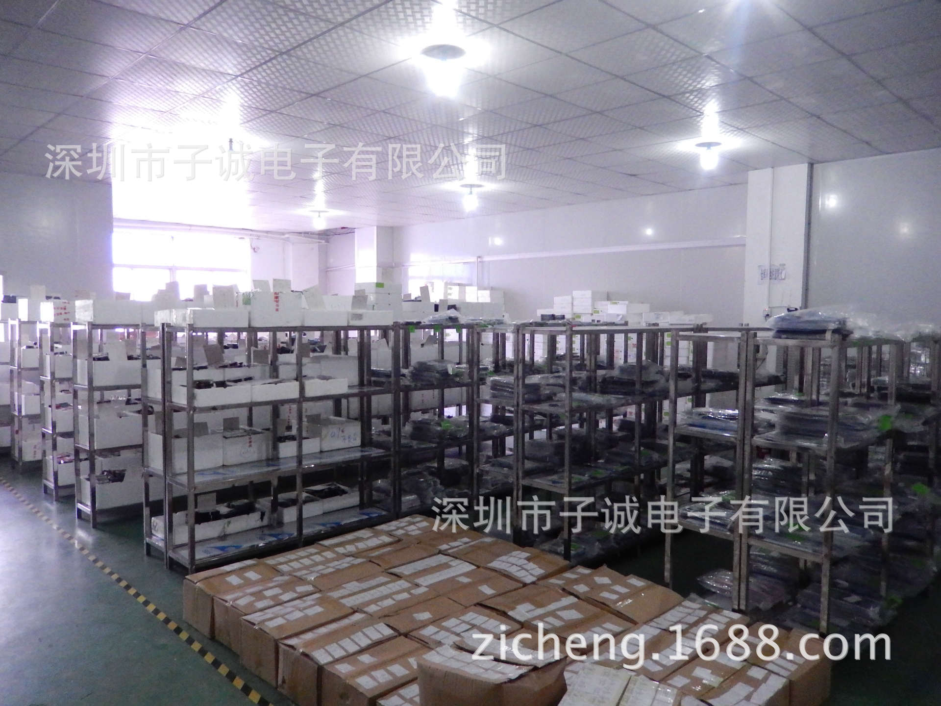 工厂直销VR眼镜 3D虚拟现实头盔一体机，智能穿戴新体验